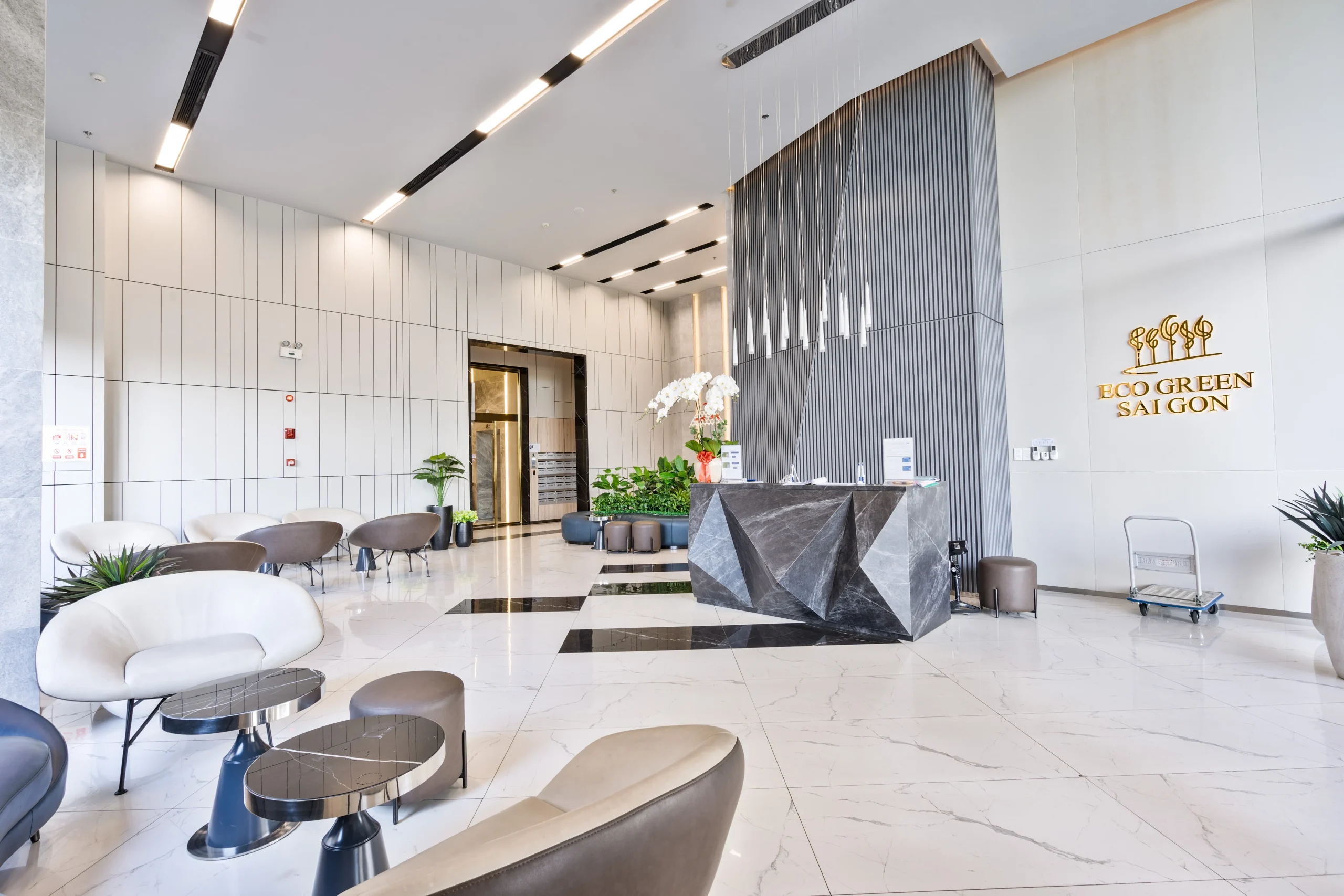 Không gian sảnh chờ đẳng cấp tại Eco Green Saigon