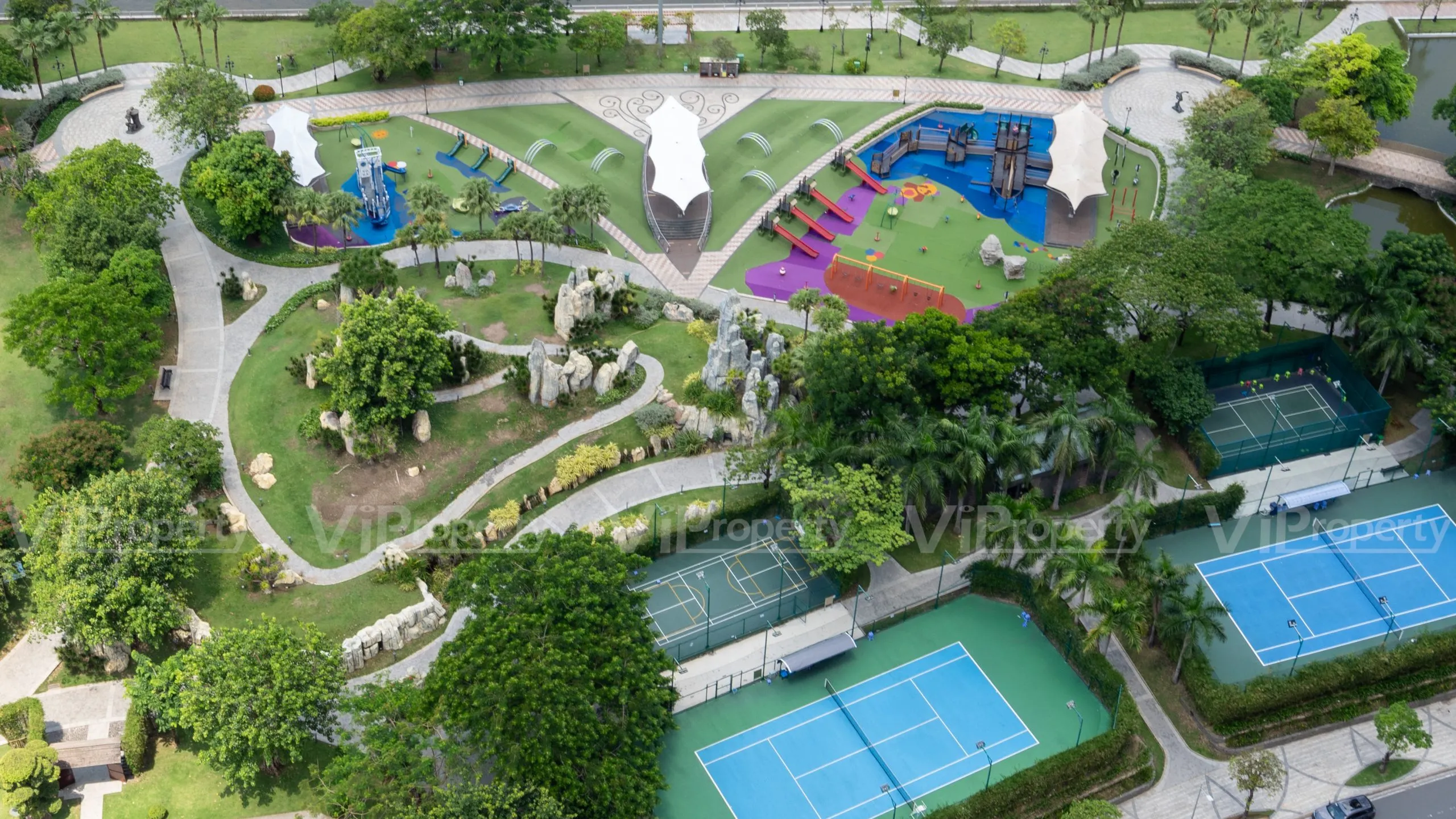 View sông Sài Gòn từ Vinhomes Central Park - căn hộ cho thuê HCM