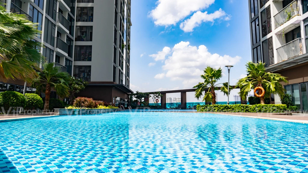 Khu hồ bơi tràn bờ tại Eco Green Sài Gòn Quận 7