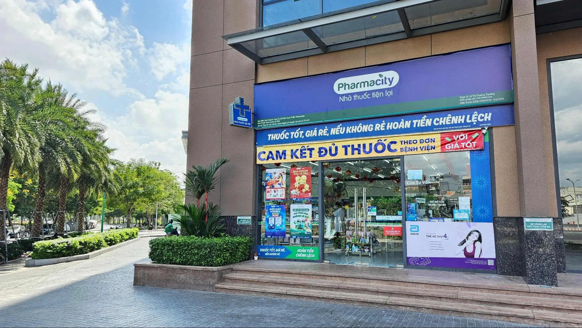 Các tiện ích nhà thuốc, siêu thị nội khu hiện đại tại Eco Green Sài Gòn